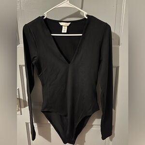 Small black long sleeve Vneck bodysuit women’s top